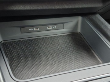 Cupra Formentor Crossover 2.0 TSI 245KM 2022 Cupra Formentor Kamery 360VZ245kmSkoryMartwe poleEl.fotele 2.0 Benzyna, zdjęcie 33