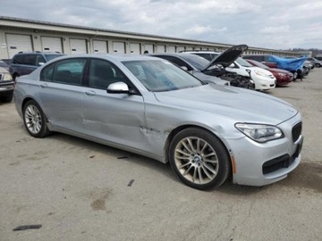 BMW Seria 7 F01 Sedan L Facelifting 750Li 450KM 2014 BMW Seria 7 750LXI, 2014, od ubezpieczalni 4.4 Benzyna 450KM, zdjęcie 1