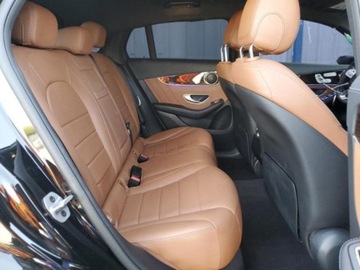 Mercedes GLC C254/X254 2022 Mercedes-Benz GLC 2022 Mercedes-Benz GLC GLC 300 4MATIC Coupe 2.0 Benzyna, zdjęcie 9