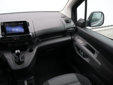 Toyota 2020 Toyota ProAce City Verso 1.5 D-4D, Salon Polska, zdjęcie 7