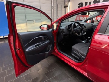 Kia Rio III Hatchback 3d 1.2 DOHC CVVT 85KM 2013 Kia Rio lift model ledy klima dwa komplety aly zima lato 85 konna benzyna, zdjęcie 17