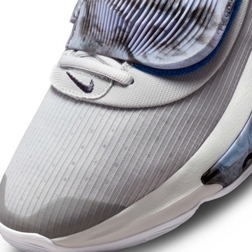 Баскетбольные кроссовки Nike Zoom Freak 3, размер 42