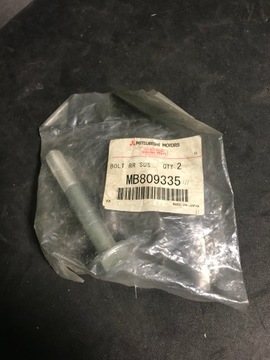 ŠROUB DO REGULACE NAKLONĚNÍ KOLA MITSUBISHI