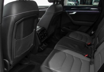 Volkswagen Touareg III SUV 3.0 V6 SCR TDI 286KM 2023 Volkswagen Touareg 3.0 Diesel 285KM, zdjęcie 11