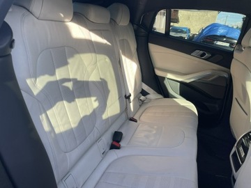 BMW X6 G06 SUV 3.0 30d 286KM 2022 BMW X6 Mpakiet Xdrive Skóra Pamięć Kamery360, zdjęcie 11