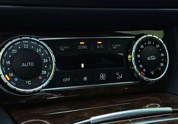 Mercedes CLS W218 Coupe 350 CDI BlueEFFICIENCY 265KM 2012 Mercedes-Benz CLS 350 CDI 265KM ZAREJESTROWANY zaledwie 92 000 km GWARAN, zdjęcie 30