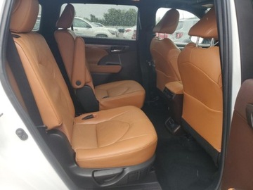 Toyota Highlander III 2022 Toyota Highlander Platinum 2022 3.5l 3.5 Benzyna 295KM, zdjęcie 10