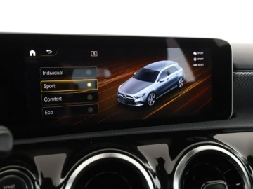 Mercedes Klasa A W177/V177 Hatchback 2.0 220 190KM 2019 Mercedes A 220 Progressive automat półskóra, zdjęcie 24