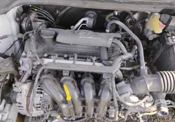 Hyundai i20 II 2015 Hyundai i20 2015r, 1.2 Benzyna. Uszkodzony przod. 1.2 Benzyna 80KM, zdjęcie 16