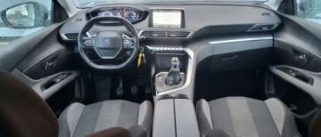 Peugeot 5008 II Crossover 1.2 PureTech 130KM 2019 Peugeot 5008 130 KM Nowy rozrzad bezwypadkowy serwisowany 7 miejsc oplacony, zdjęcie 7