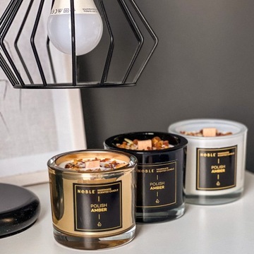 Большая черная глянцевая соевая свеча с польским янтарем Благородный янтарь