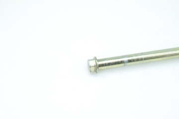 ПЕРЕДНЯЯ ОСЬ YAMAHA YBR 125 09-15