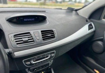 Renault Megane III Grandtour Facelifting 2013 1.6 16V 110KM 2013 Renault Megane 1.6B 111KM 2013r. Salon Polska 1.6 Benzyna 110KM, zdjęcie 10