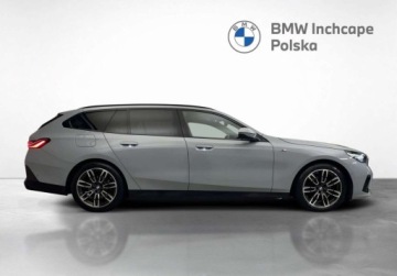 BMW Seria 5 G90-91 Touring 2.0 520d 197KM 2025 BMW Seria 5 520d xDrive, M Pakiet sportowy, Faktura, Gwarancja, Bezwypadko, zdjęcie 5