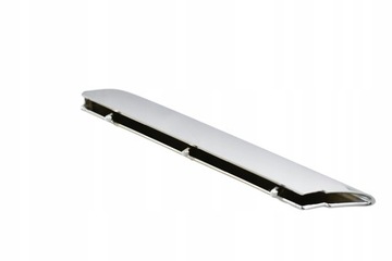 Хромированная решетка радиатора левая сторона Alfa Romeo 159