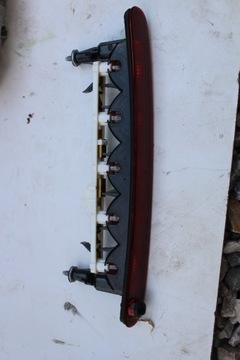 SUZUKI SWIFT MK7 TŘETÍ SVĚTLO STOP W KRYT