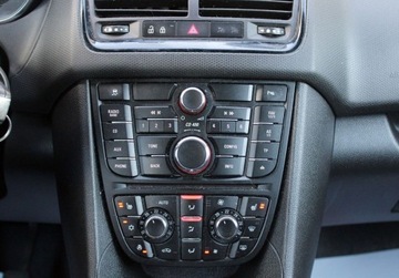 Opel Meriva II Mikrovan Facelifting 1.4 Turbo ECOTEC 140KM 2014 Opel Meriva 1.4 Turbo 140KM Pakiet Zimowy Tempomat Czujniki parkowania FVm, zdjęcie 18