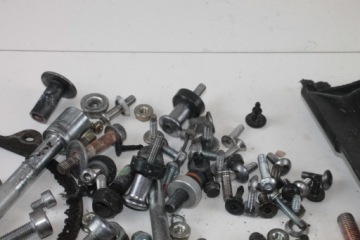 КОМПЛЕКТ БОЛТОВ HONDA CBR 929 SC44