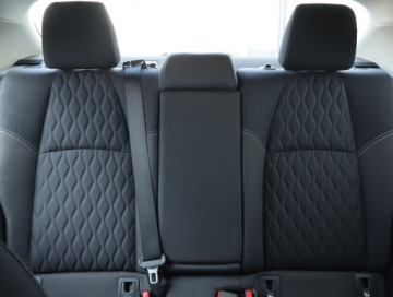 Toyota Corolla XII Sedan 1.5 VVT-i 125KM 2022 Toyota Corolla 1.5 VVT-i, Salon Polska, zdjęcie 9