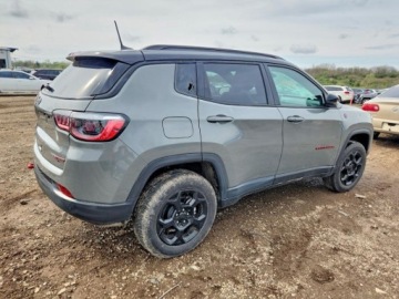 Jeep Compass II 2024 Jeep Compass Trailhawk 2024 2.0 Benzyna 200KM, zdjęcie 3