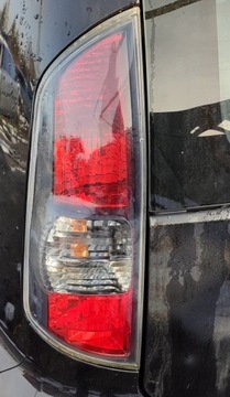DAIHATSU SIRION II 11R SVĚTLO LEVÝ ZADNÍ