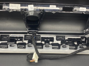 BMW 5 G30 G31 LCI DEKORACE LIŠTA ZDOBENÍ DESKY KOKPIT LED