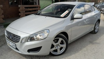 Volvo S60 II Sedan 2.0 D3 163KM 2010 Volvo S60 2.0D3 OPŁACONY Bezwypadkowy, zdjęcie 2