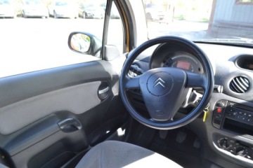 Citroen C3 I Hatchback 1.4 i 75KM 2003 Citroen C3 Bemowo 1.4 Benzyna, 2003 rok produkcji KOMIS TYSIAK, zdjęcie 8