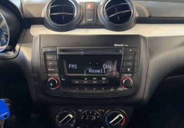 Suzuki Swift VI Hatchback Facelifting 1.2 DualJet SHVS 83KM 2021 Suzuki Swift VAT 23 Premium 1.2 hybrid 83KM M5 2021 r., Salon PL, I wlasci, zdjęcie 21
