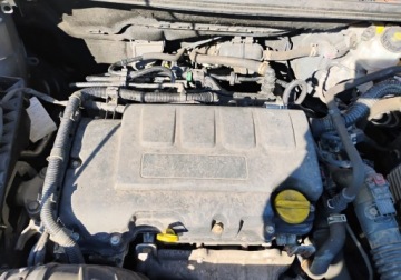 Opel Astra J GTC 1.4 Turbo ECOTEC 120KM 2017 Opel Astra 2017r, SALON POLSKA, 1.4 Benzyna. Uszkodzony prawy bok. Jezdzi., zdjęcie 19