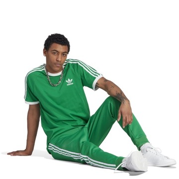 ФУТБОЛКА ADIDAS С 3 ПОЛОСКАМИ IM0410 r S