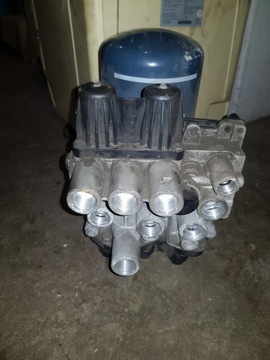 MAN TGX TGS БАЗА ДЕМПФЕРА ECAM 9325103000