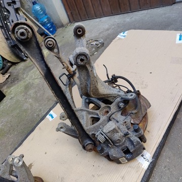 CITROEN C5III ПОЛНАЯ КОМПЛЕКТАЦИЯ, ЗАДНИЙ ЗАЖИМ