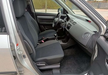 Suzuki Swift IV Hatchback 5d 1.3 92KM 2010 Suzuki Swift Suzuki Swift 2010 1.3 16V Klima Bezwypadkowy 1.3 Benzyna 92KM, zdjęcie 26