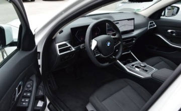 BMW Seria 3 G20-G21 Touring Facelifting 2.0 318d 150KM 2025 BMW Seria 3 BMW 318d Touring 150KM Widescreen HAK Kamera Ambiente Klima 3x, zdjęcie 13