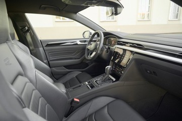 Volkswagen Arteon Fastback Facelifting 2.0 TDI 200KM 2022 R-LINE ___ 200KM__ BIAŁA PERŁA, zdjęcie 39