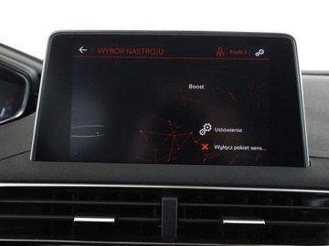 Peugeot 3008 II Crossover 1.2 PureTech 130KM 2018 Peugeot 3008 navi virtual cocpik półskóra, zdjęcie 22