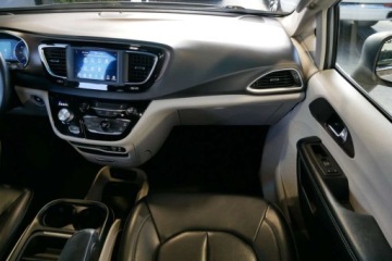 Chrysler Pacifica II 2020 Chrysler Pacifica Touring L 3.6L Pentastar V6 287KM StowN Go S Kamera 7os, zdjęcie 14