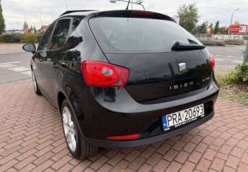 Seat Ibiza IV Hatchback 5d 1.2 TSI 105KM 2011 Seat Ibiza 1.2Tsi KLIMATRONIC Panorama dach Extra stan 1.2 Benzyna 105KM, zdjęcie 19