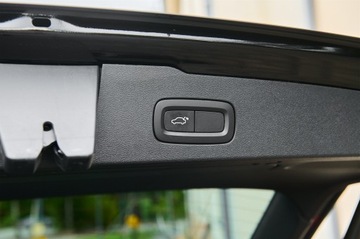 Volvo V60 II  Kombi 2.0 D3 150KM 2020 PIĘKNE V60 MOMENTUM PRO __ KUBEŁKOWE FOTELE, zdjęcie 17