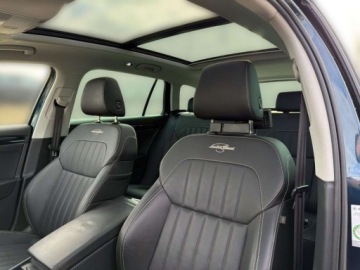 Skoda Superb III Kombi Plug-In Hybrid 1.4 TSI Plug-In-Hybrid 218KM 2022 Skoda Superb LK Matrix Hak Tempomat ACC Kessy ASO Panorama FV23, zdjęcie 11