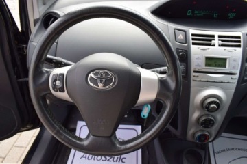 Toyota Yaris II Hatchback 5d 1.4 D-4D 90KM 2007 Toyota Yaris 1.4 D-4D , 90 PS, 5-Drzwi Klimatyzacja, Ekonomiczny, Maly prz, zdjęcie 23