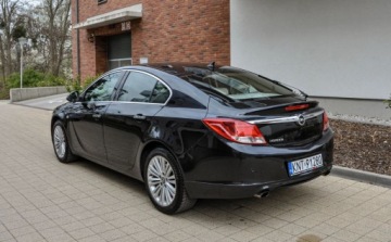 Opel Insignia I Sedan 2.0 Turbo ECOTEC 250KM 2013 Opel Insignia 2,0T (250KM) 4x4 Salon PL 2013 r. 2.0 Benzyna 250KM, zdjęcie 2