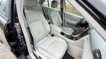 Mercedes Klasa C W203 Sedan W203 1.8 (C 180 Kompressor) 143KM 2005 Mercedes-Benz Klasa C Raty 1.8 benz Lpg Salon Polska Manual skora Klimat, zdjęcie 35