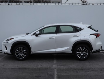 Lexus NX I SUV Facelifting 300h 197KM 2019 Lexus NX 300h, Salon Polska, Serwis ASO, 4X4, zdjęcie 2
