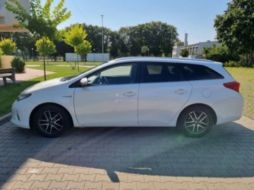 Toyota Auris II Touring Sports Hybrid 135 136KM 2014 Toyota Auris Auri II Hybrid Edition Sport Pelen serwis ASO Ladny 1.8, zdjęcie 11