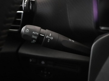 Citroen C4 III SUV 1.2 PureTech 130KM 2022 Citroen C4 Automat Navi Kamera cofania, zdjęcie 35