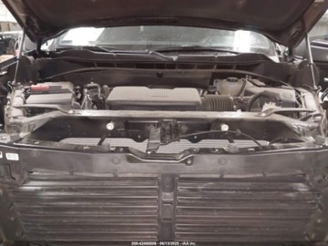 Chevrolet Silverado II 2024 Chevrolet Silverado 1500 Short Bed Lt Trail Boss 2024 5.3l 5.3 Benzyna, zdjęcie 8