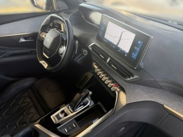 Peugeot 5008 II Crossover Facelifting 1.6 PureTech 180KM 2022 Peugeot 5008 GT kamera Skora adc Nawi PANORAMA bli, zdjęcie 22