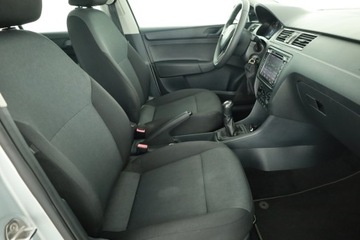 Skoda Rapid II Spaceback 1.2 TSI 90KM 2015 Skoda Rapid Spaceback 1.2 TSI, Salon Polska, zdjęcie 6
